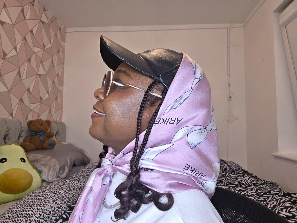 Àríkẹ́ Pink Bow Luxury Silk Scarf