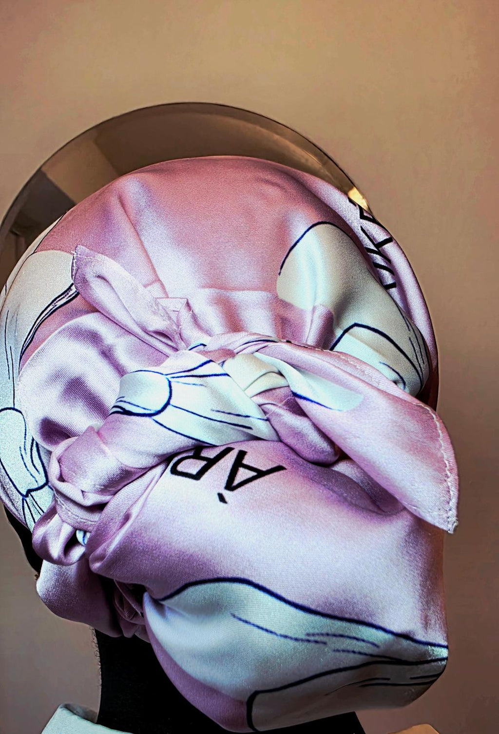 Àríkẹ́ Pink Bow Luxury Silk Scarf